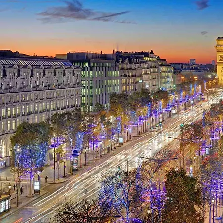 Nocleg ze śniadaniem Champs-elysees Amazing View Of Paryż