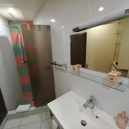 Bed and Breakfast Champs-elysees Amazing View Of 4*