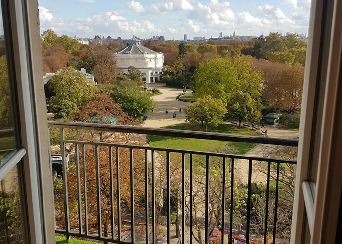 Champs-elysees Amazing View Of Alojamento de Acomodação e Pequeno-almoço 4*