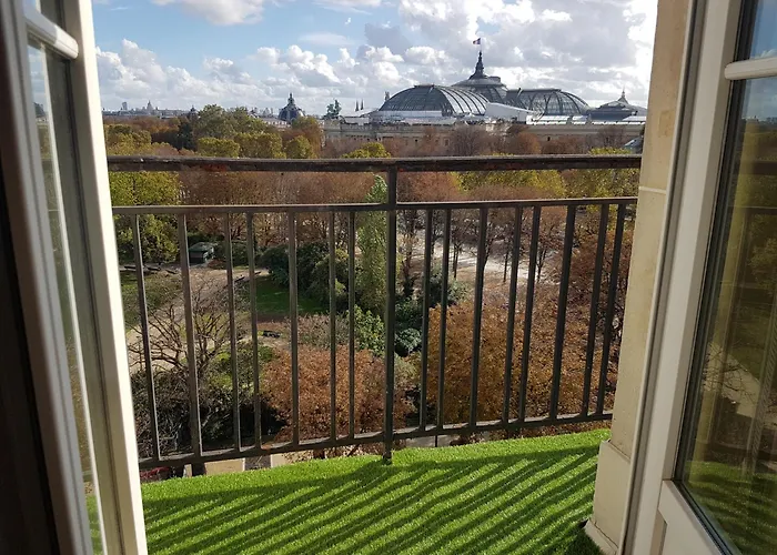 Champs-elysees Amazing View Of Alojamento de Acomodação e Pequeno-almoço